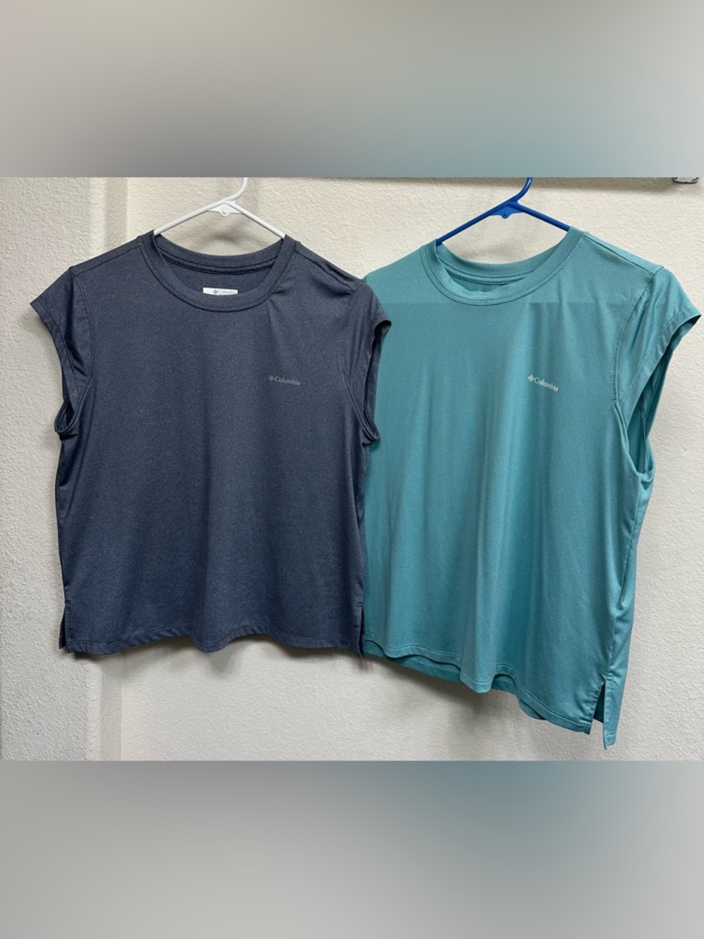 Columbia Women’s Sleeveless Active Tops - Navy & Teal